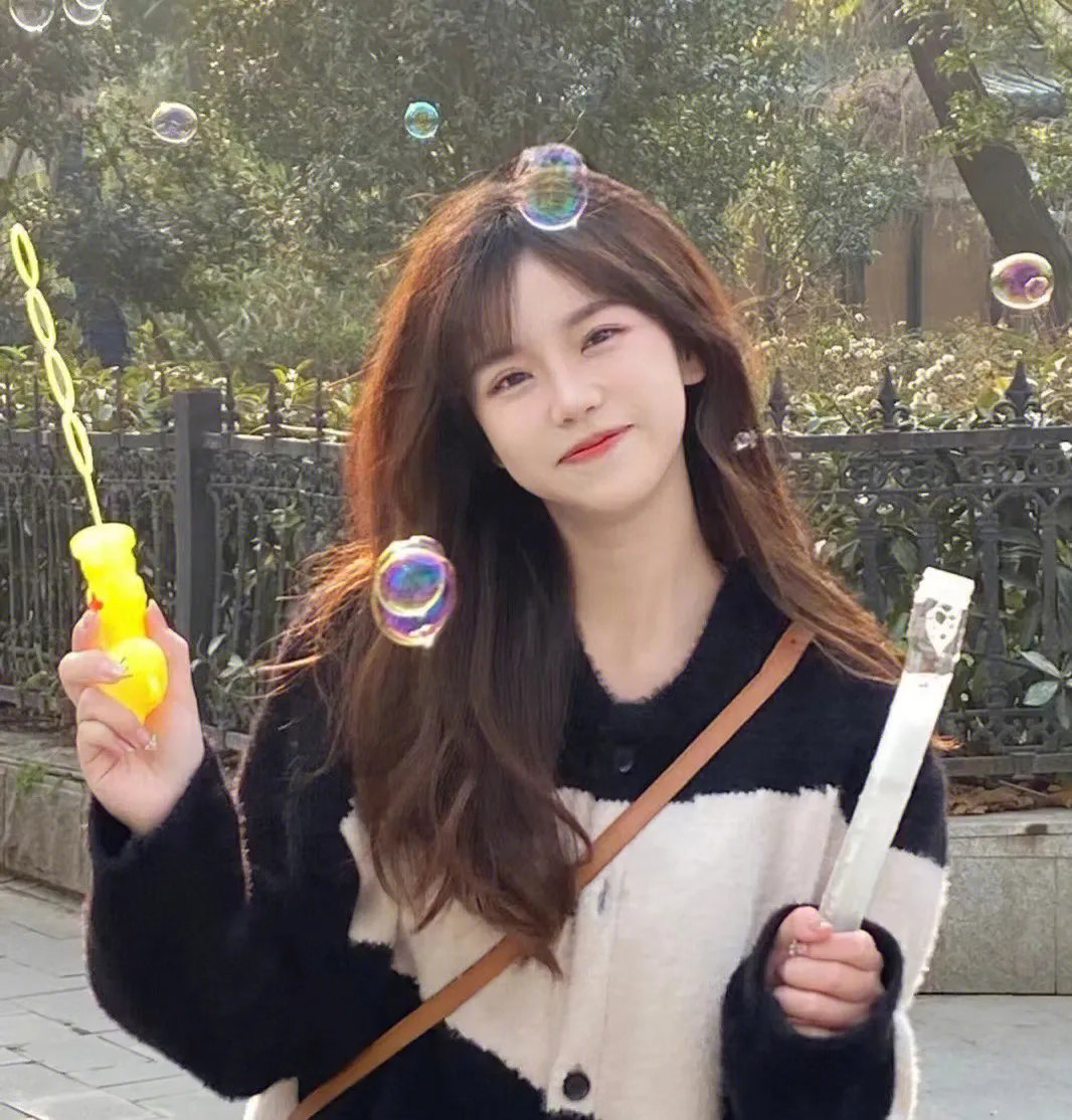 闪婚豪门总裁夫人马甲掉光了